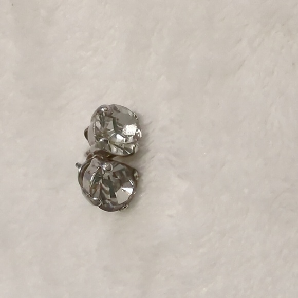Sabika- Silver Stud Earrings - Picture 3 of 3